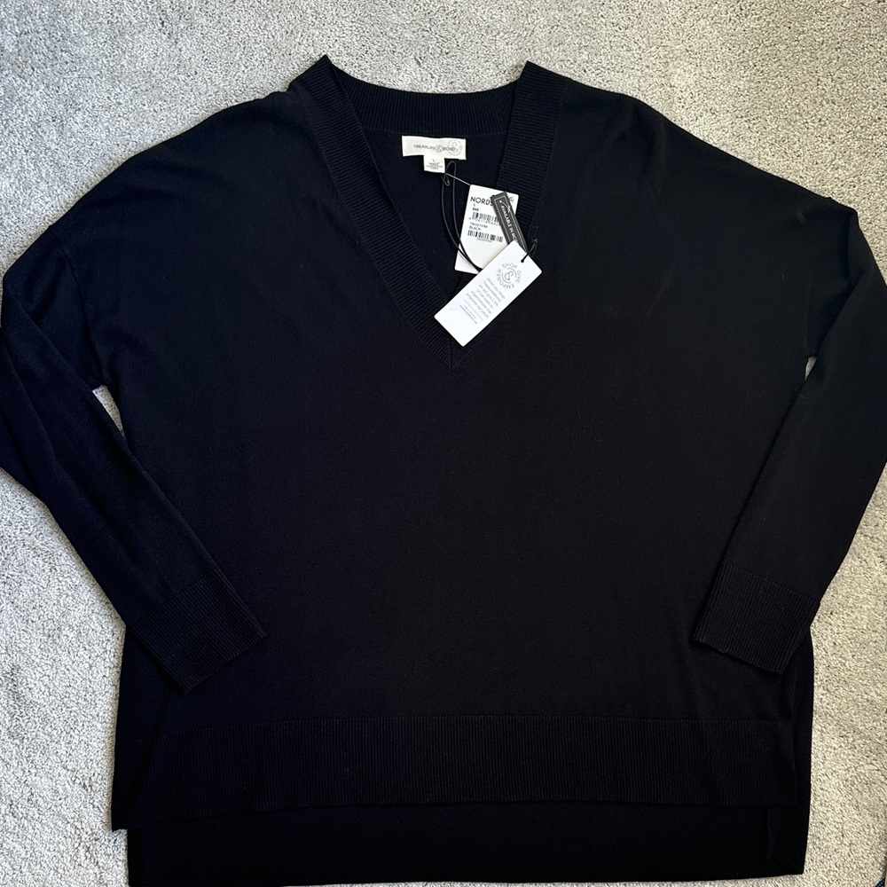 Treasure & Bond Black V-Neck Sweater - Picture 3 of 8